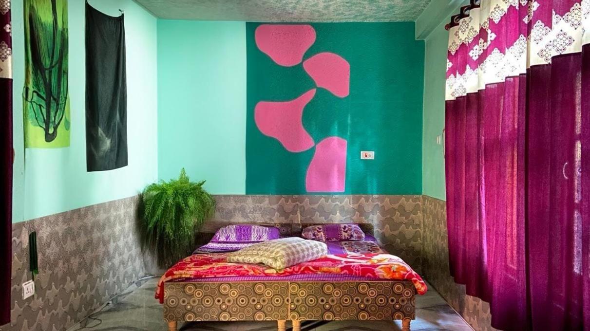 Nucleus Guest House Kasol Ngoại thất bức ảnh